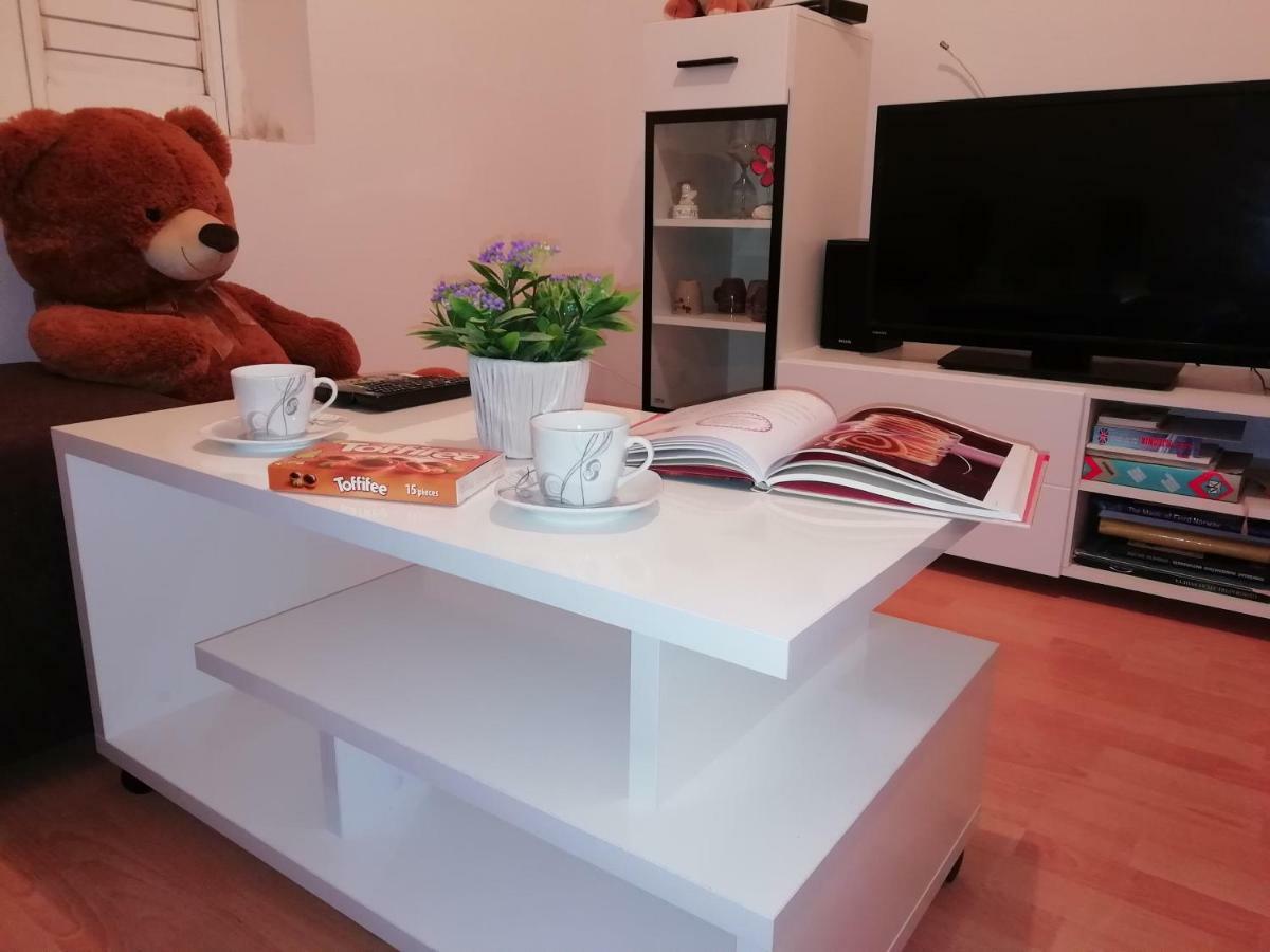 Apartman Radic Ston Exteriör bild