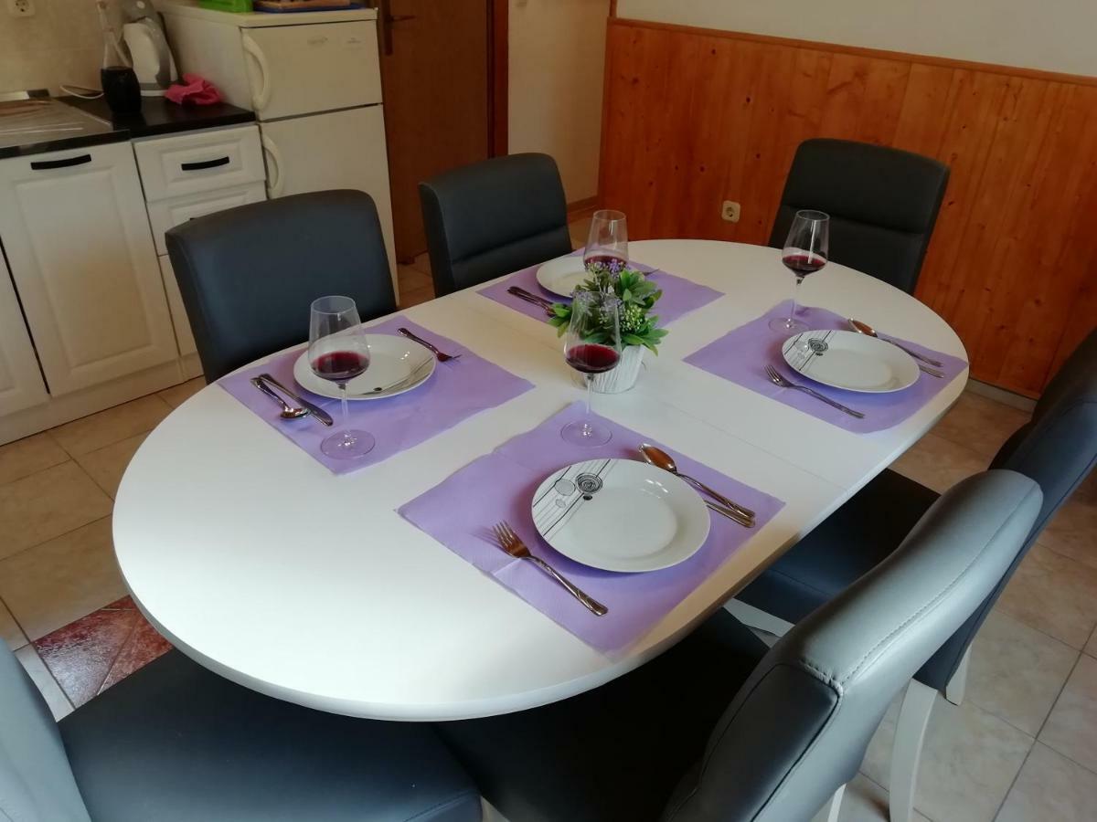 Apartman Radic Ston Exteriör bild